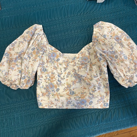 NWOT Abercrombie Puff Sleeve Top - Picture 5 of 7
